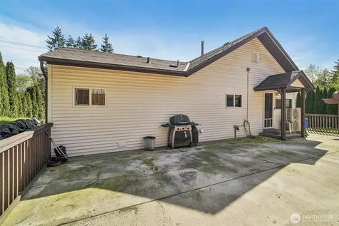 16804 SE 128th Street Renton WA 98059