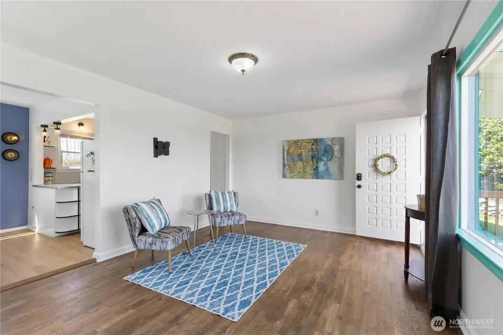 1749 Trenton Avenue Bremerton WA 98310