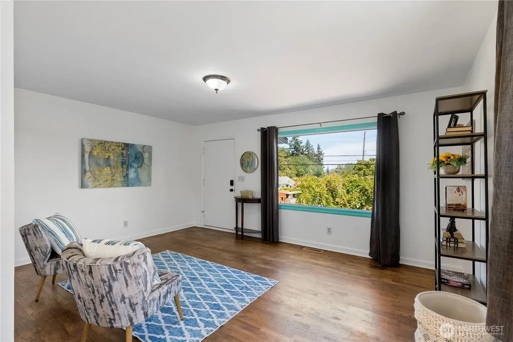 1749 Trenton Avenue Bremerton WA 98310