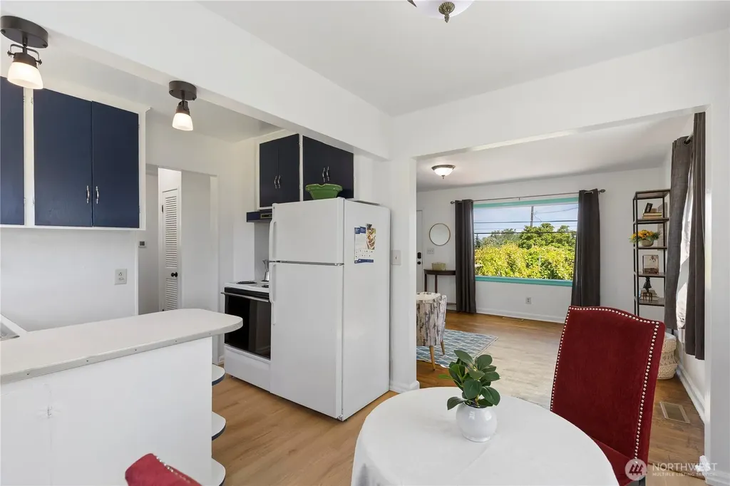 1749 Trenton Avenue Bremerton WA 98310