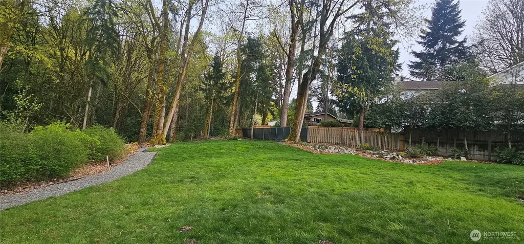 4572 151 Avenue SE Bellevue WA 98006