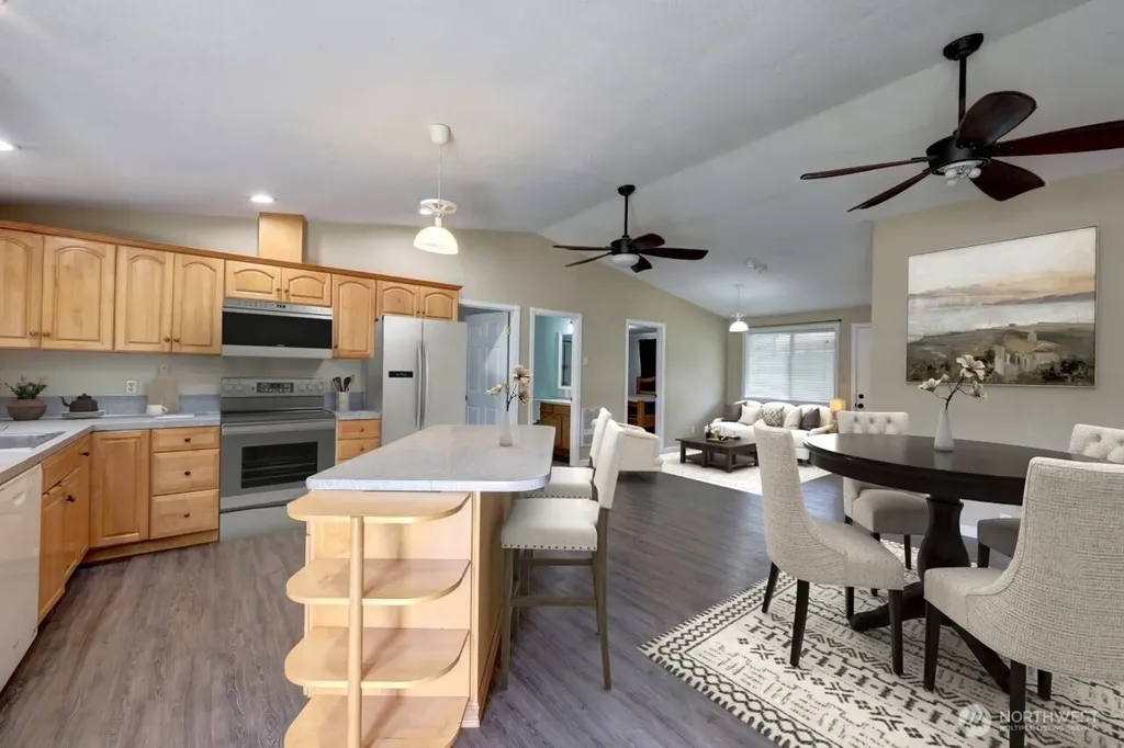 816 325th Street Ocean Park WA 98640