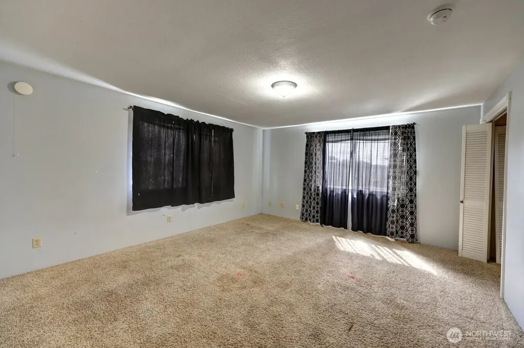 816 325th Street Ocean Park WA 98640
