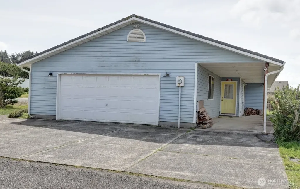 816 325th Street Ocean Park WA 98640