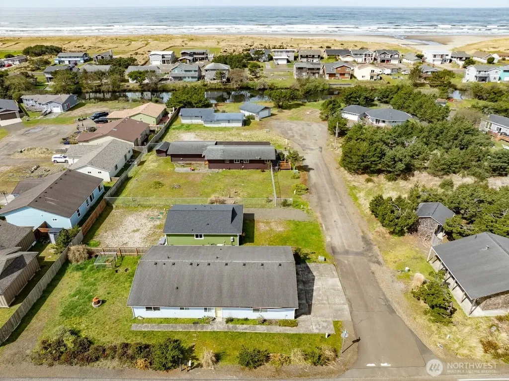 816 325th Street Ocean Park WA 98640