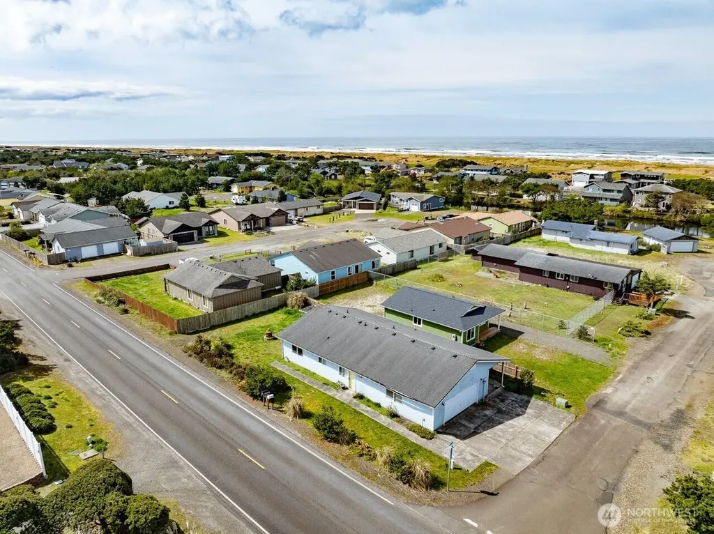 816 325th Street Ocean Park WA 98640