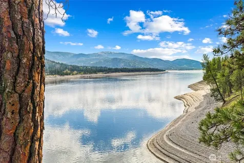 61 Columbia Drive Kettle Falls WA 99141
