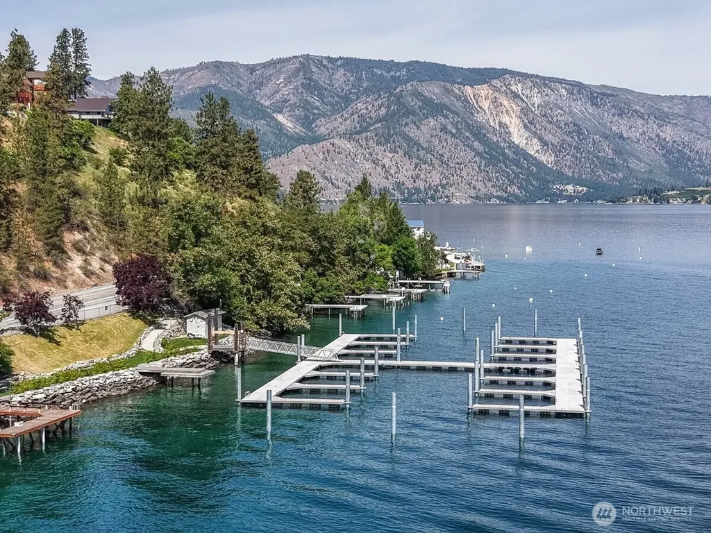 4124 Lakeview Place Chelan WA 98816