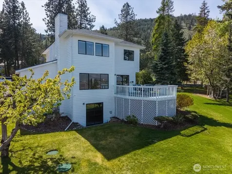 4124 Lakeview Place Chelan WA 98816