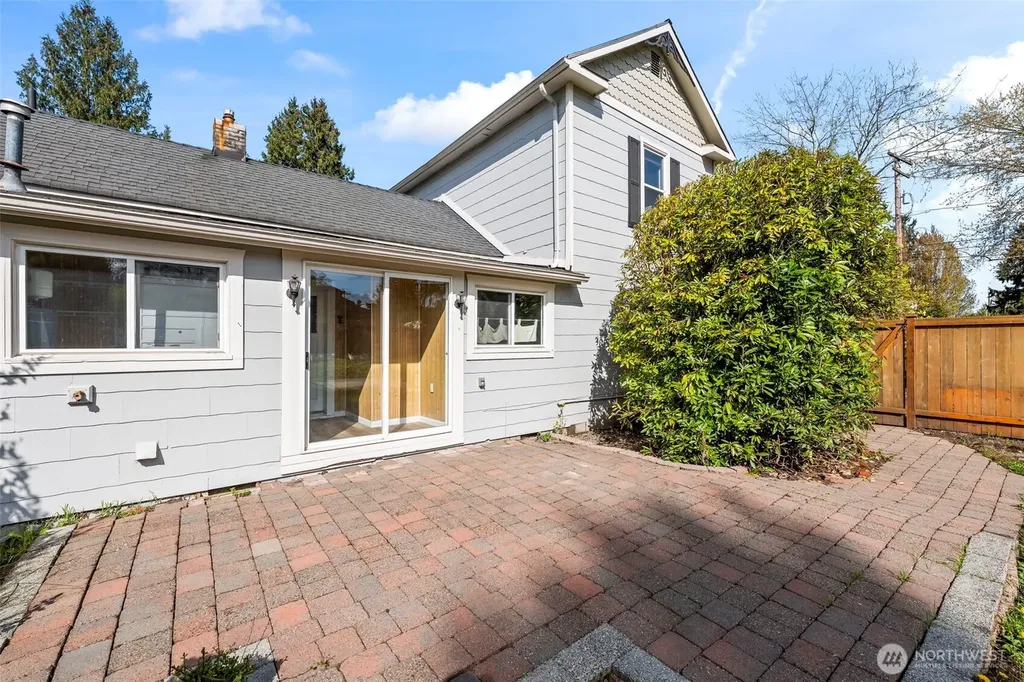 624 W Willis Street Kent WA 98032