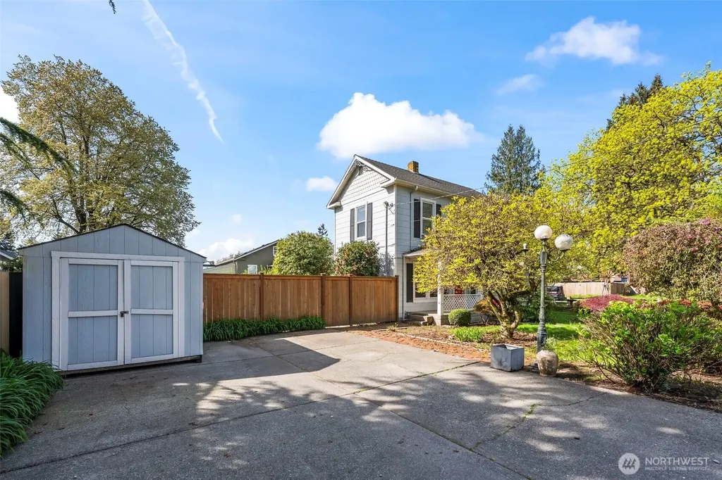 624 W Willis Street Kent WA 98032
