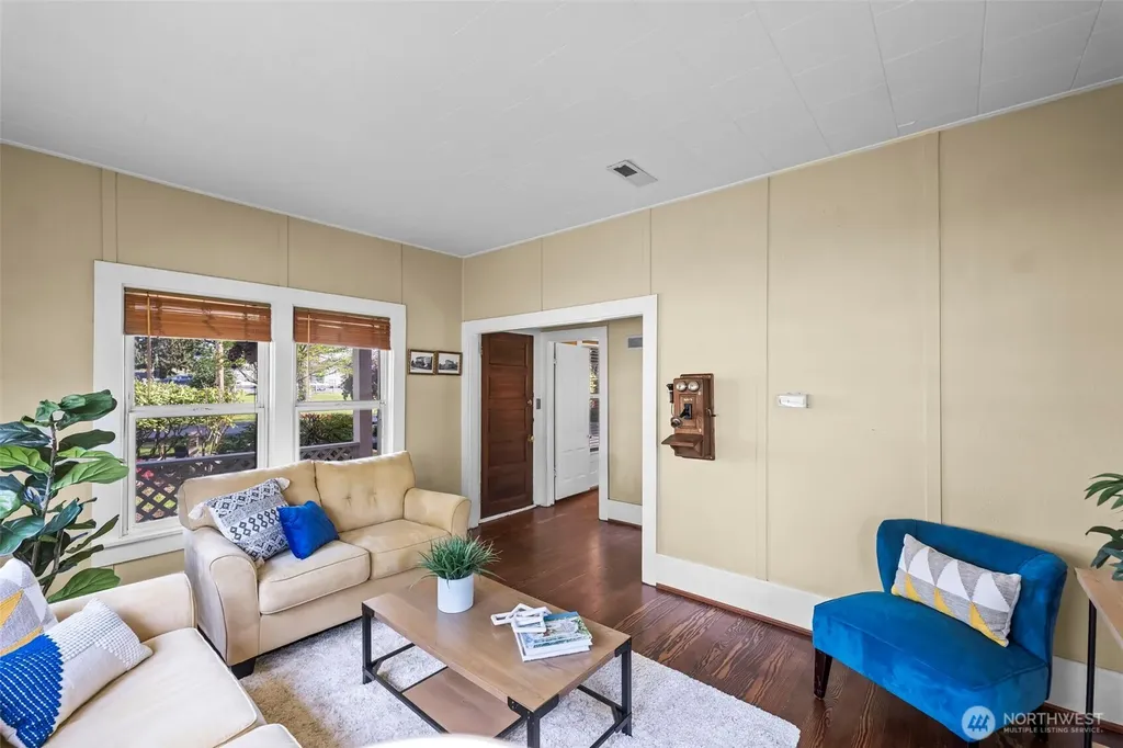 624 W Willis Street Kent WA 98032