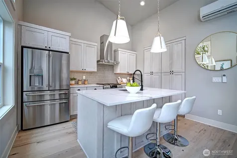 436 20th Avenue Kirkland WA 98033