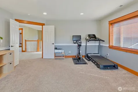 2222 29th Avenue Ct SW Puyallup WA 98373