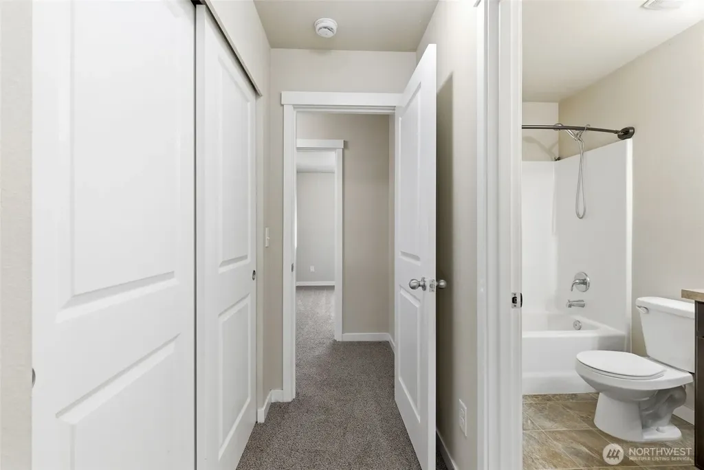 1569 NE Fontaine Way Poulsbo WA 98370