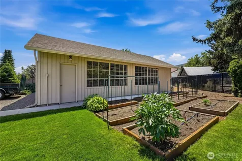 1719 Lexington Place Wenatchee WA 98801