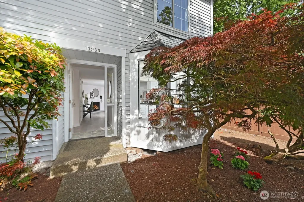 10263 NE 129th Lane Kirkland WA 98034