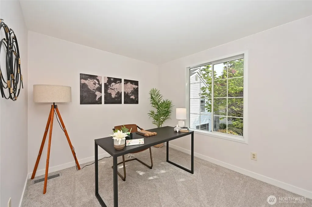 10263 NE 129th Lane Kirkland WA 98034