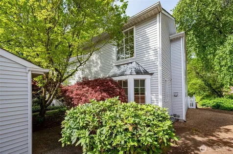 10263 NE 129th Lane Kirkland WA 98034