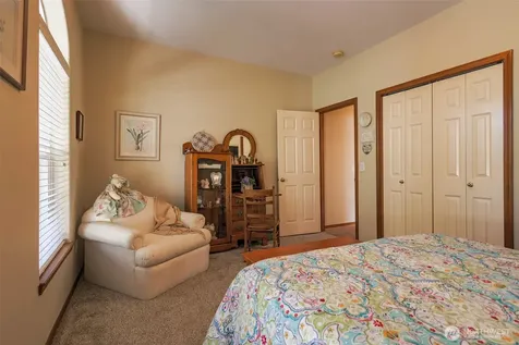 4404 Landmark Drive Mount Vernon WA 98274