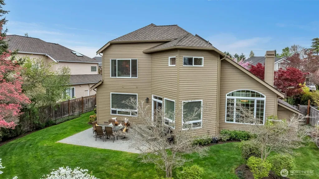 26637 SE 15th Street Sammamish WA 98075