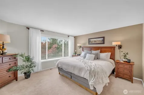 26637 SE 15th Street Sammamish WA 98075