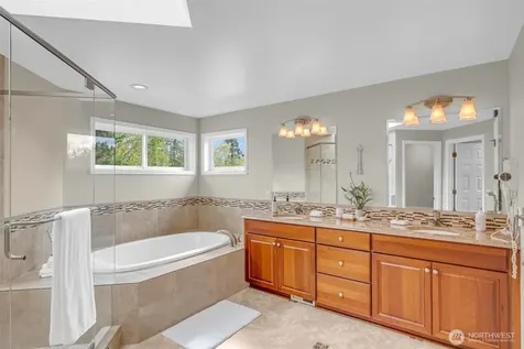 26637 SE 15th Street Sammamish WA 98075