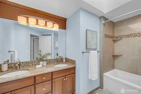 26637 SE 15th Street Sammamish WA 98075