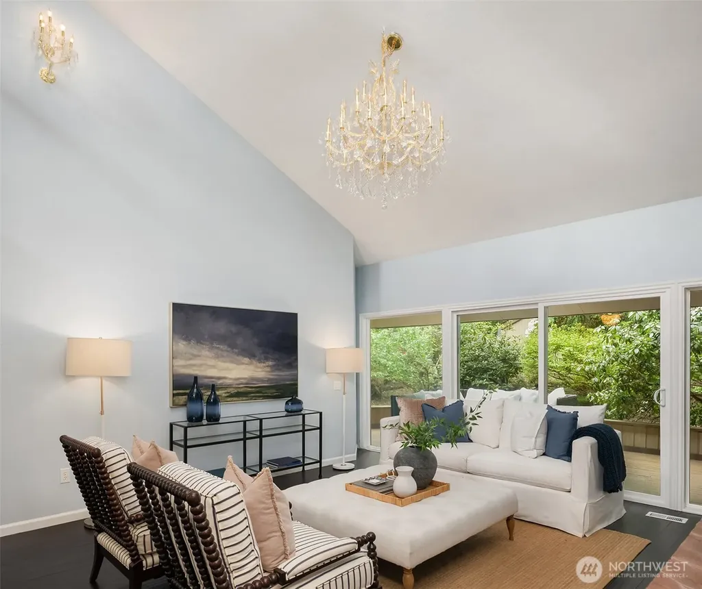 20819 NE 25th Street Sammamish WA 98074
