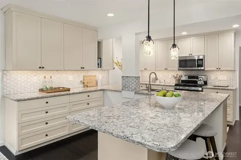 20819 NE 25th Street Sammamish WA 98074