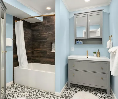 20819 NE 25th Street Sammamish WA 98074
