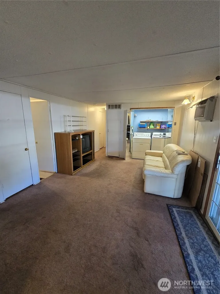 2302 R Street SE Auburn WA 98002