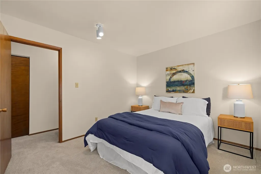 3702 S 194th Street Seatac WA 98188