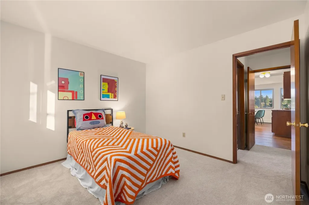 3702 S 194th Street Seatac WA 98188