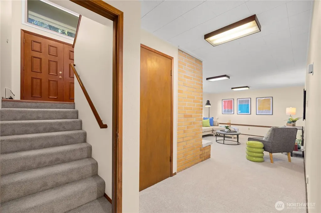 3702 S 194th Street Seatac WA 98188