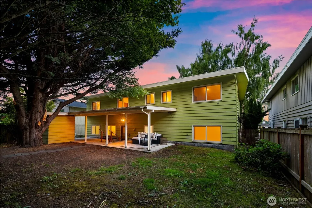 3702 S 194th Street Seatac WA 98188