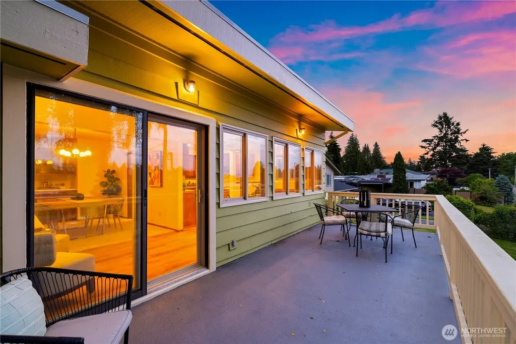 3702 S 194th Street Seatac WA 98188