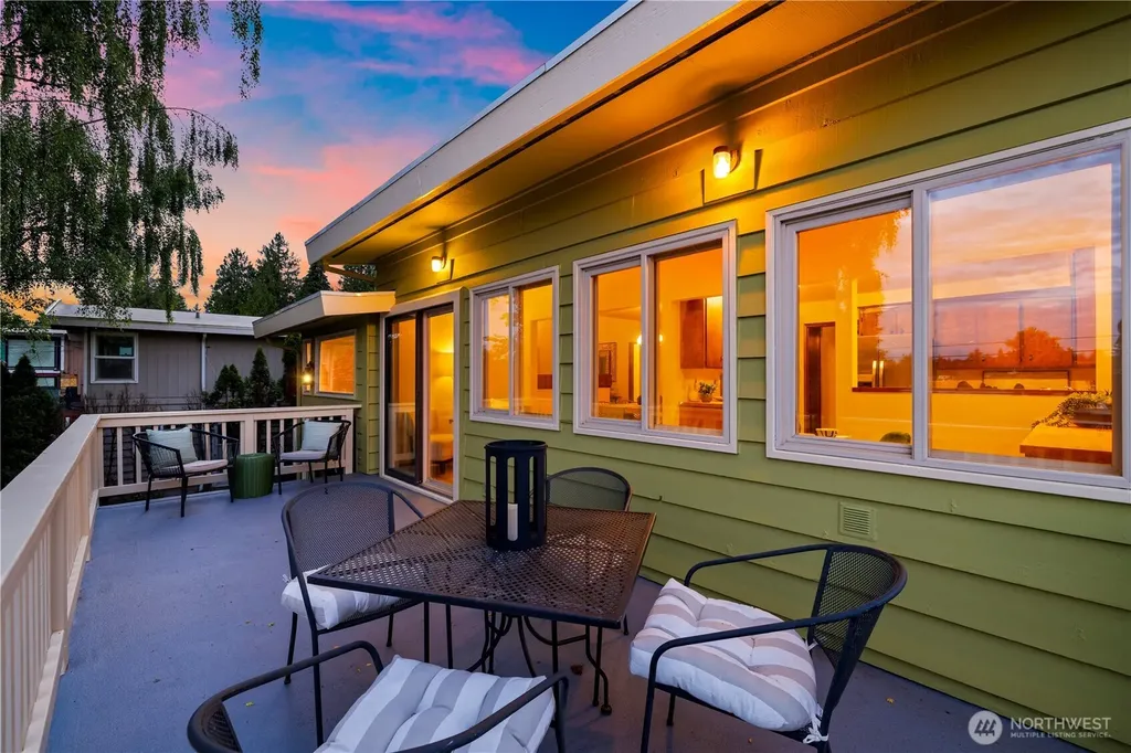 3702 S 194th Street Seatac WA 98188
