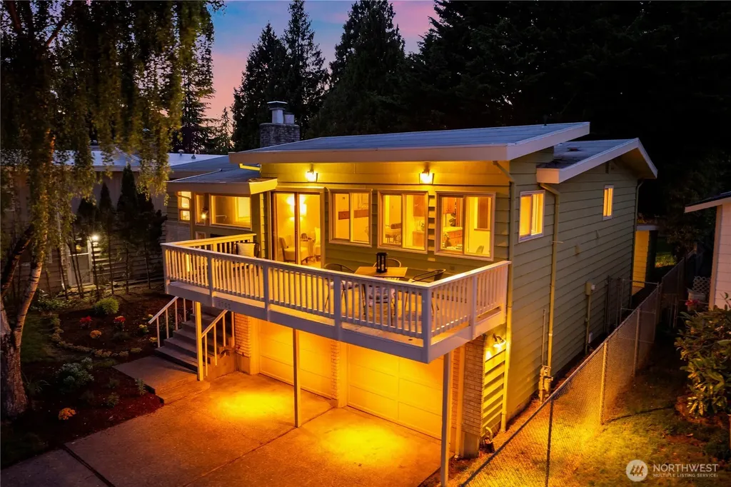 3702 S 194th Street Seatac WA 98188