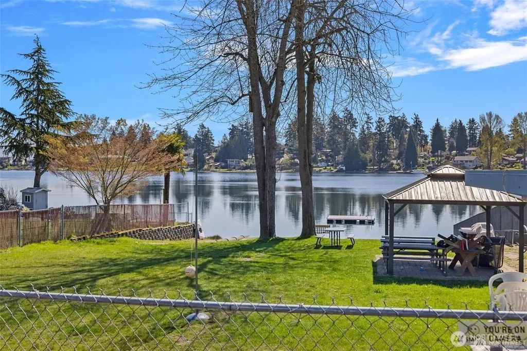 3702 S 194th Street Seatac WA 98188