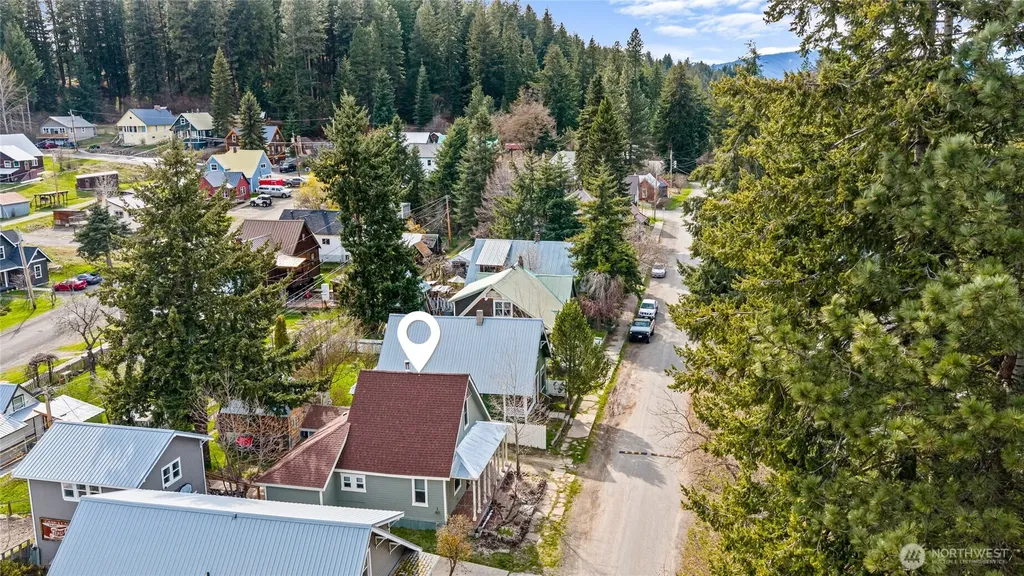 132 4th Street Roslyn WA 98941