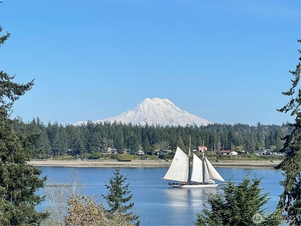 7746 Manzanita Drive NW Olympia WA 98502