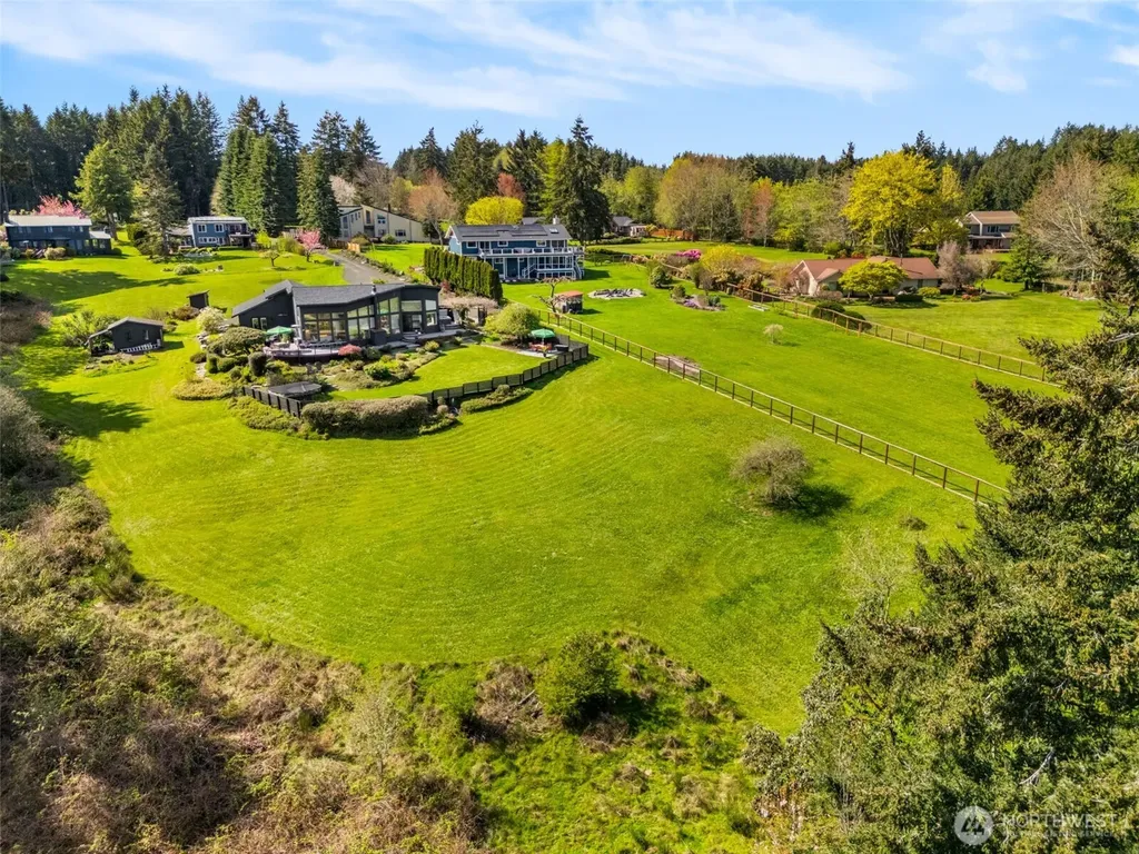 7746 Manzanita Drive NW Olympia WA 98502