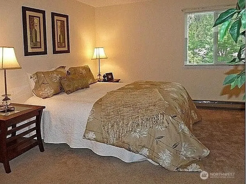 12423 NE 131st Court Kirkland WA 98034
