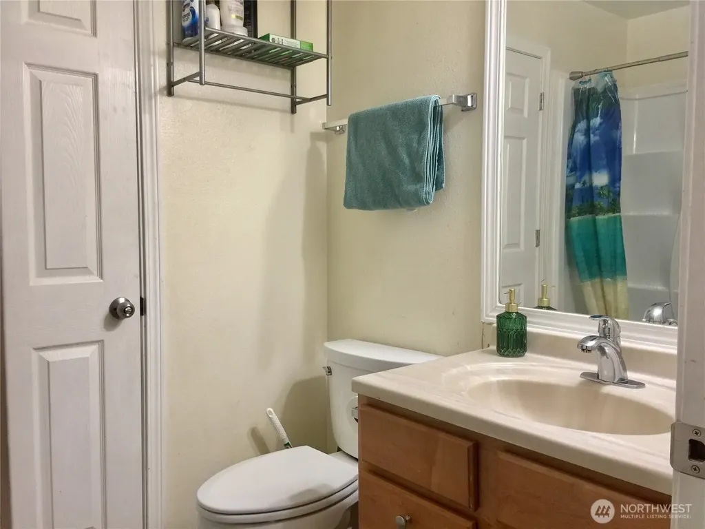 12423 NE 131st Court Kirkland WA 98034