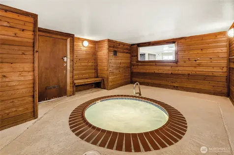 12423 NE 131st Court Kirkland WA 98034