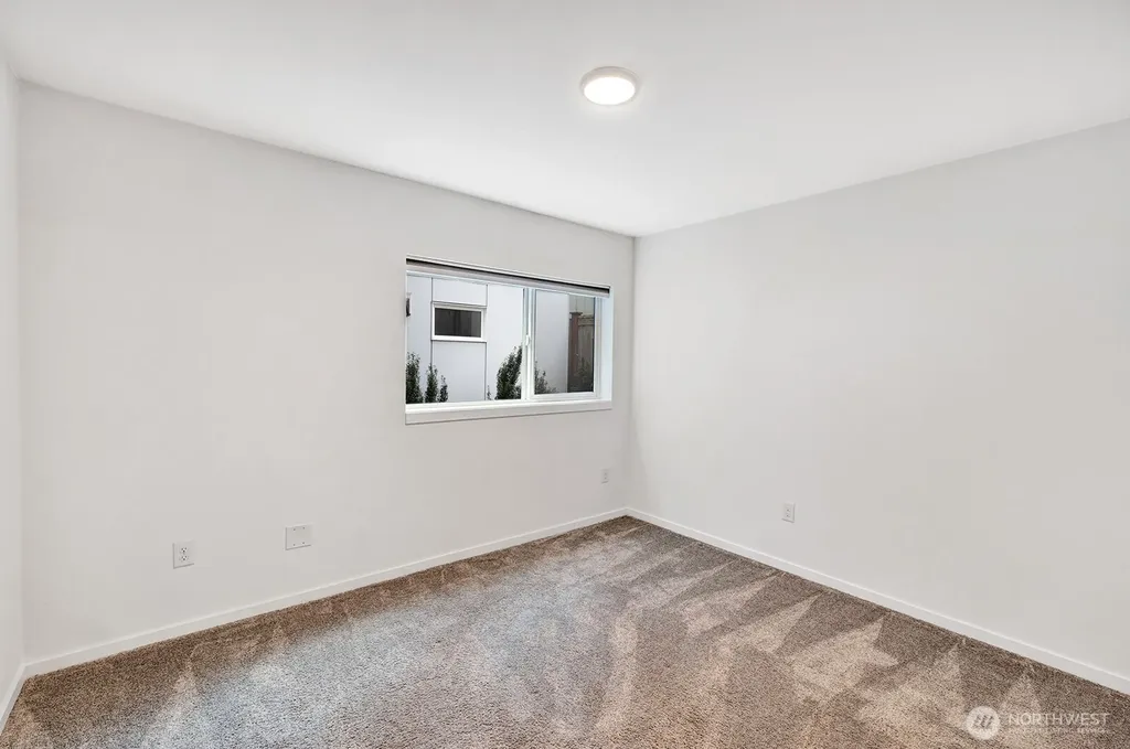 3216 15th Avenue W Seattle WA 98119