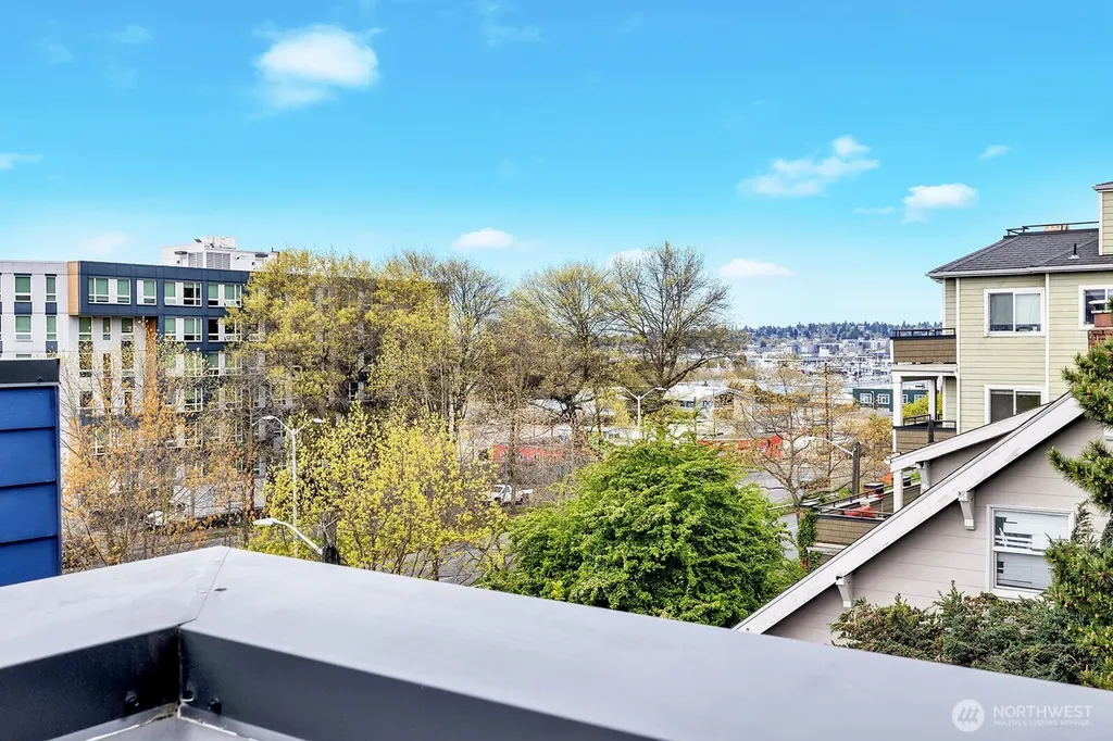 3216 15th Avenue W Seattle WA 98119