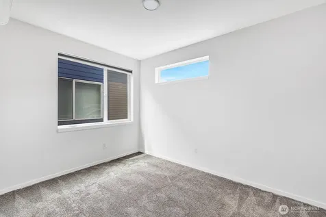 3216 15th Avenue W Seattle WA 98119