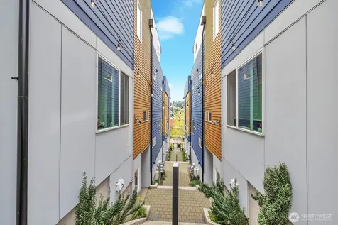 3216 15th Avenue W Seattle WA 98119